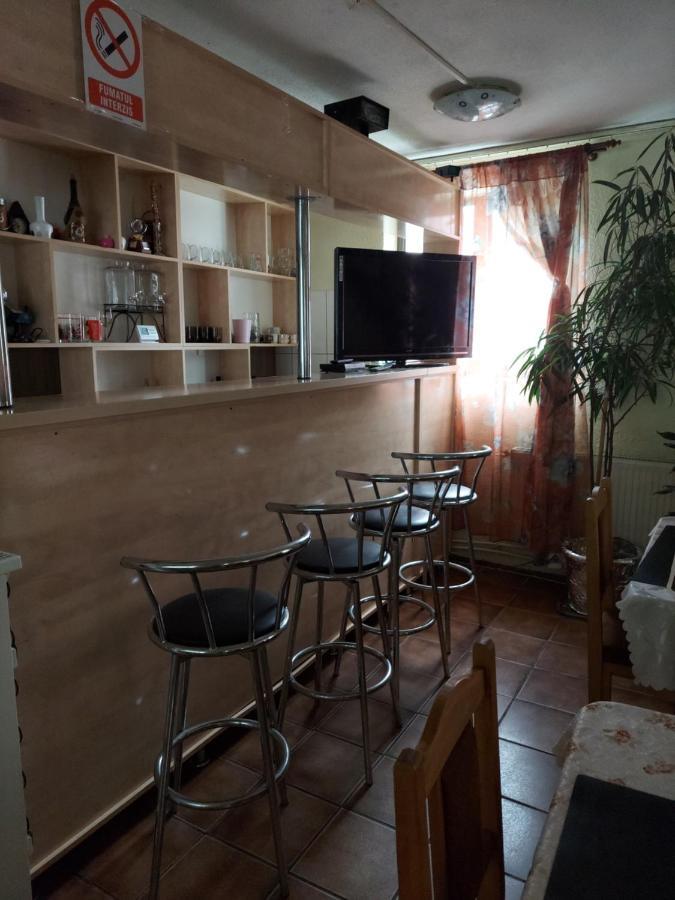 Pensiune Casa Barcaru Азуга Экстерьер фото